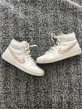 Nike Court Royale 2 White Mid Sneakers Size Eight
